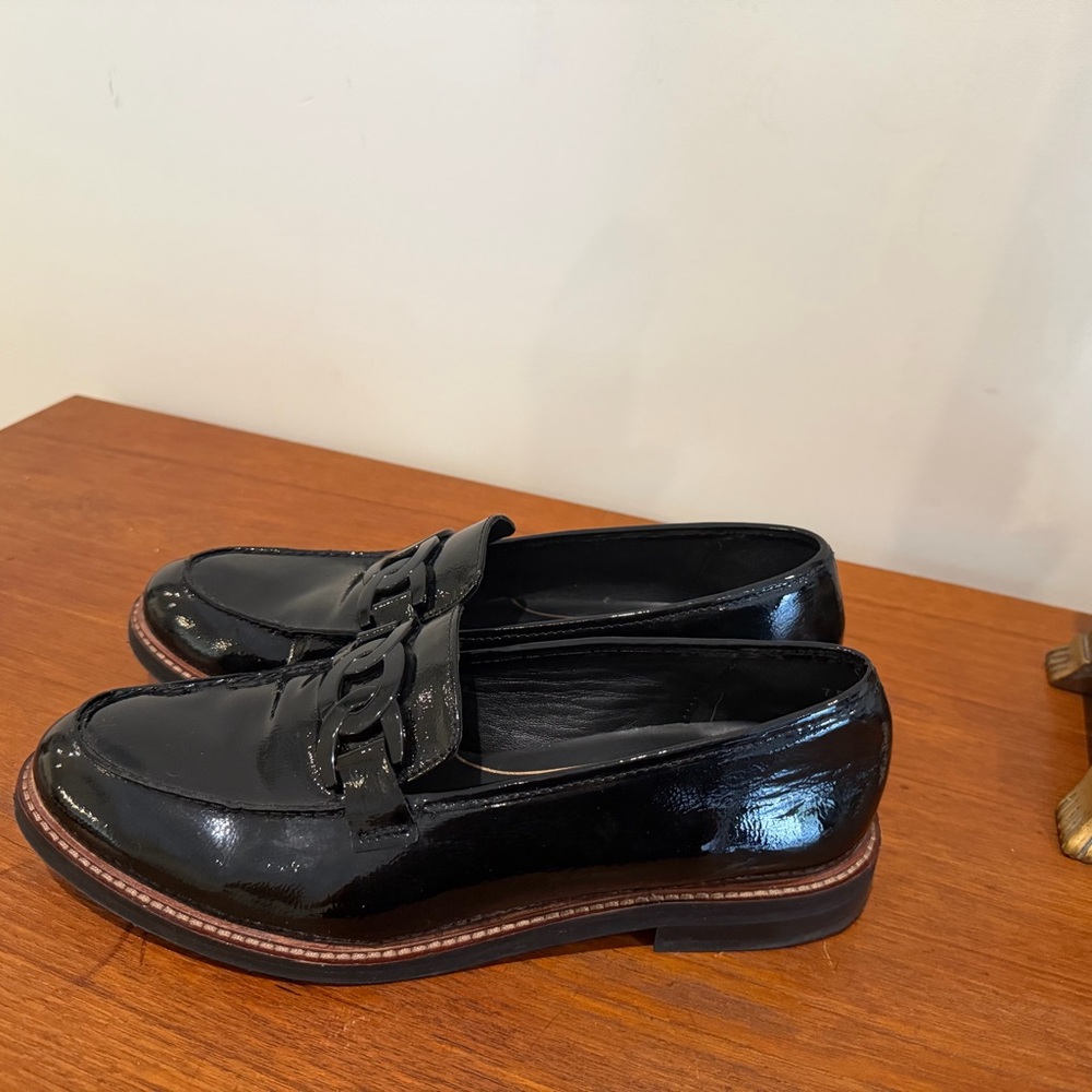 Ara stylish and comfortable patent leather woman’s shoe size 10.5 US - Picture 1 of 7